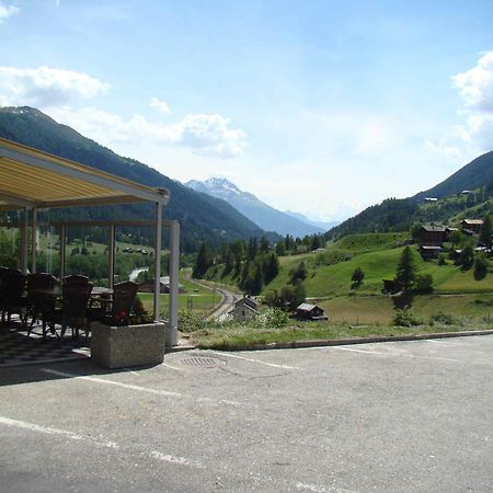 Hotel Weisshorn Goms エクステリア 写真