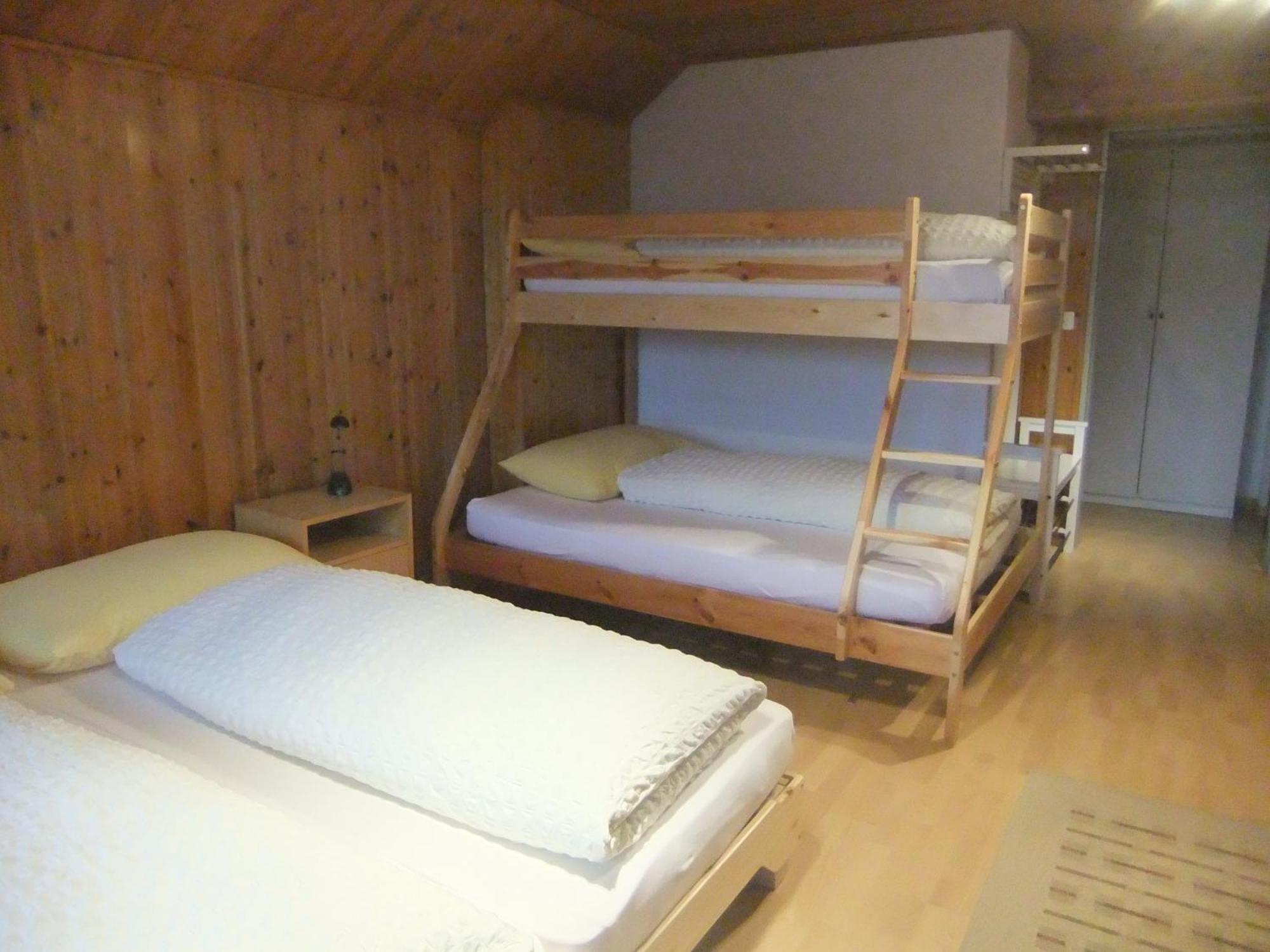 Hotel Weisshorn Goms 部屋 写真