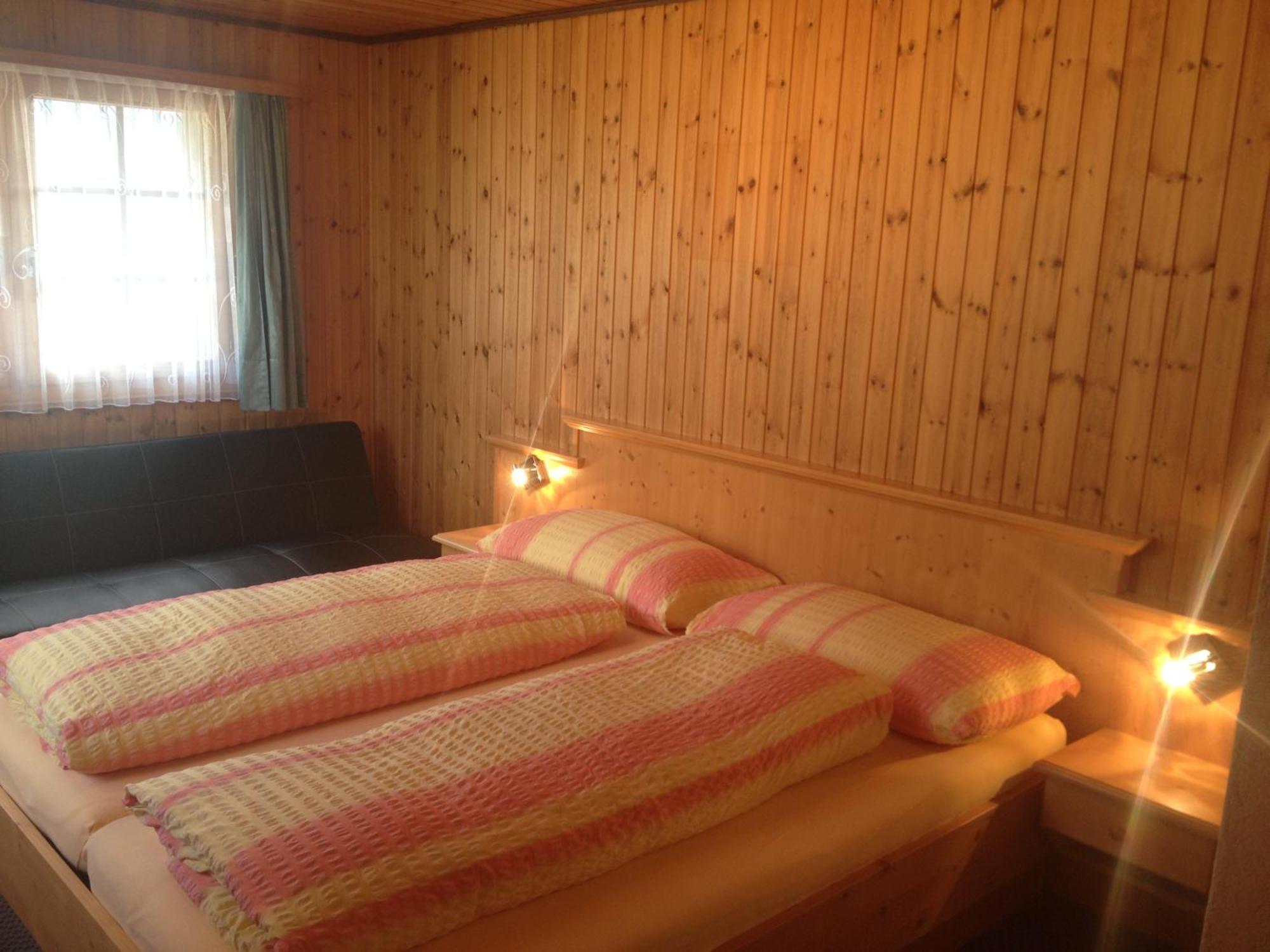 Hotel Weisshorn Goms エクステリア 写真