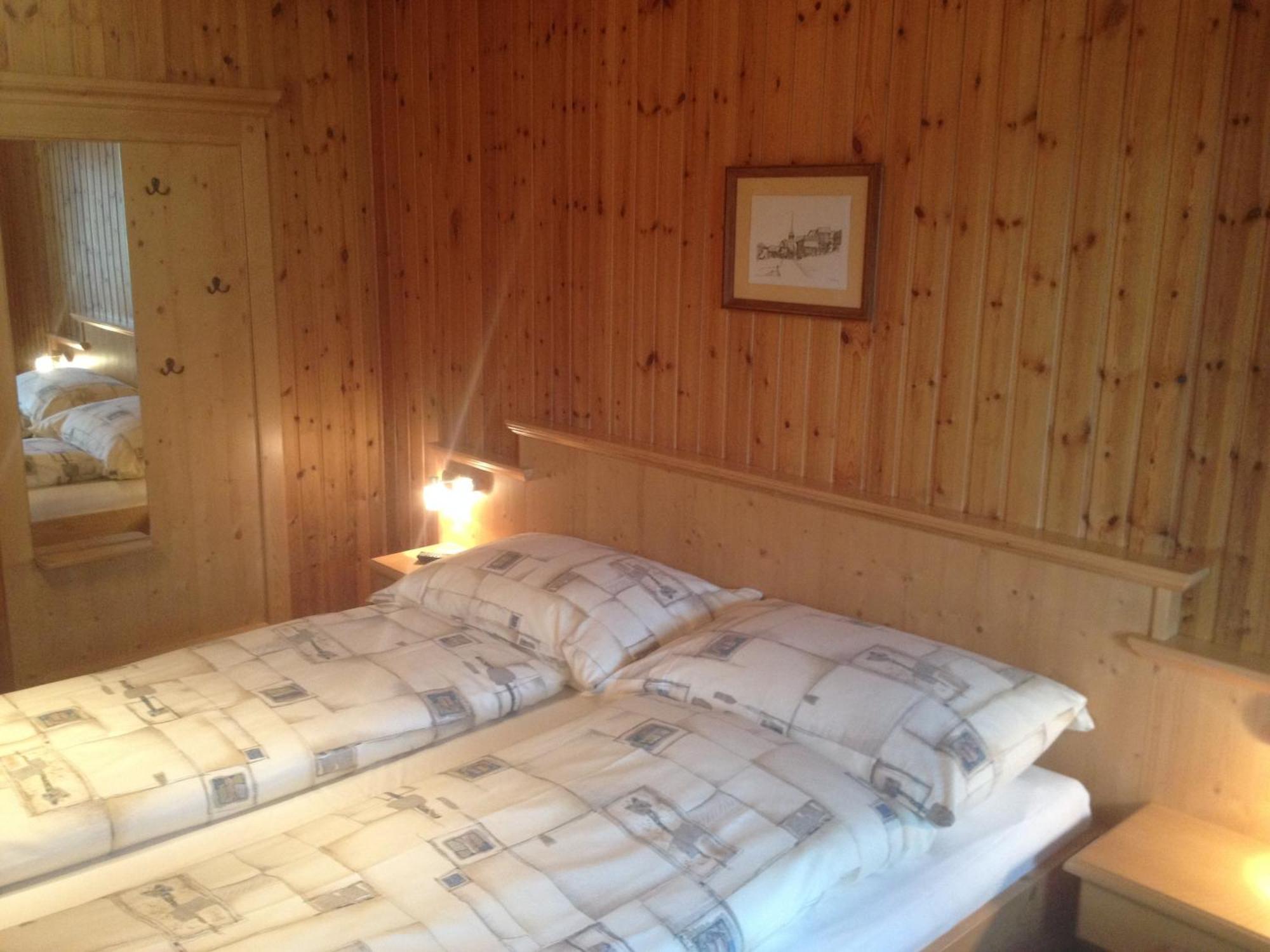 Hotel Weisshorn Goms エクステリア 写真